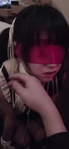 原创调教18岁骚母狗扇嘴巴打屁股舔脚舔鸡巴自慰